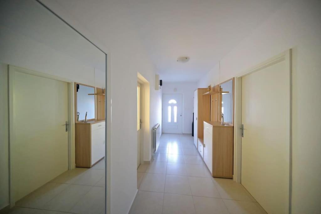 Luxury Apartment Petra With Private Pool Zadar Exteriör bild