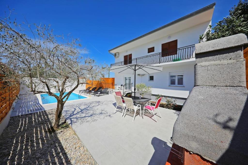 Luxury Apartment Petra With Private Pool Zadar Exteriör bild