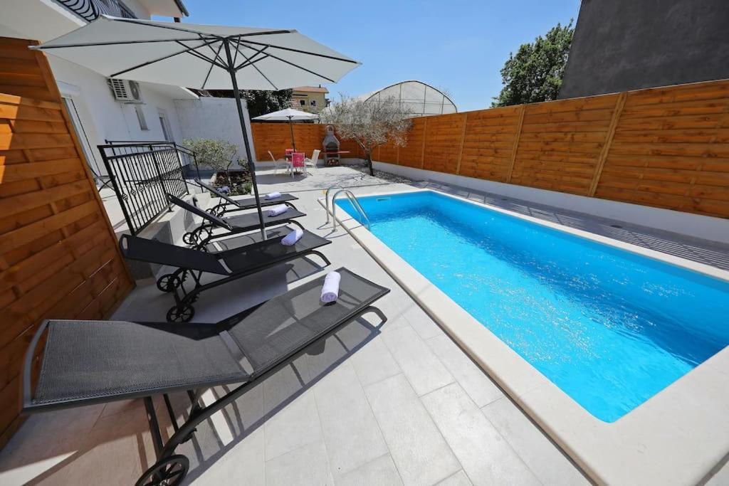 Luxury Apartment Petra With Private Pool Zadar Exteriör bild